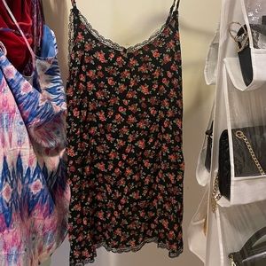 Super cute slip dress with rose detail and lace on top and bottom
